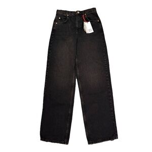 NWT BDG Black Boyfriend High Rise Jeans Relaxed Fit Distressed